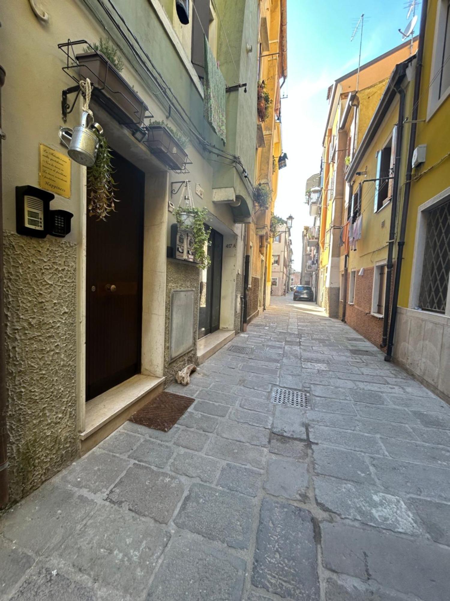 Family House Di Genny E Nicola Small Suite Chioggia Exterior photo